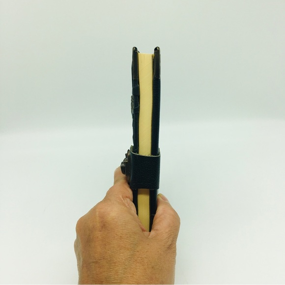 Handmade Leather Journal w/Lion and Brass Latch RARE Medieval Renaissance Design - Picture 2 of 9